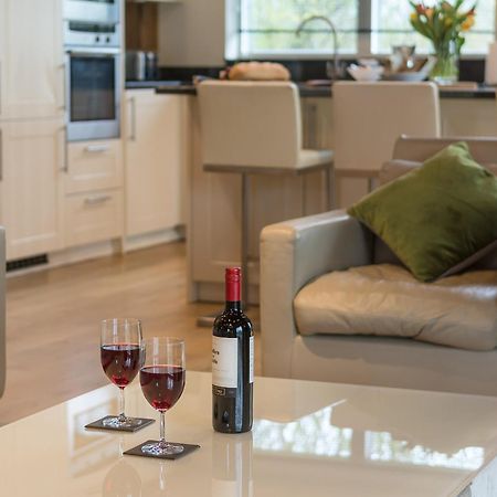 Coot Lodge Somerford Keynes Ngoại thất bức ảnh